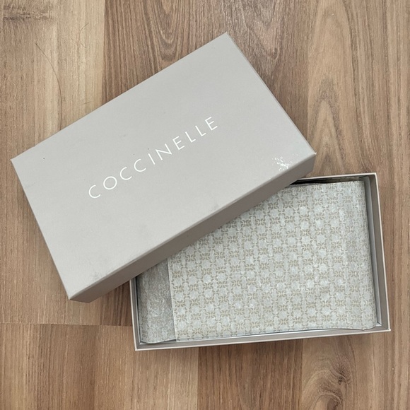 COCCINELLE Leather Zip Long Wallet - Picture 6 of 6